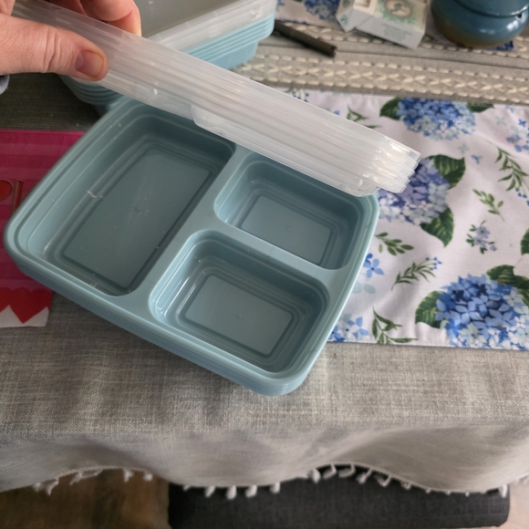 Multi-Color Food Storage Container Set - Picture 6 of 6
